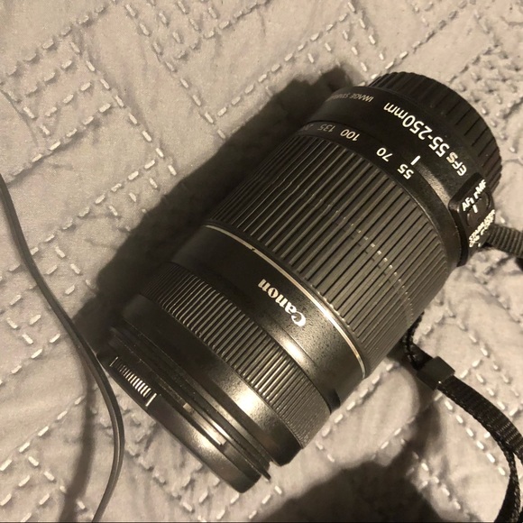 Canon Rebel 5t camera with EFS 55-250 lens - Picture 4 of 4